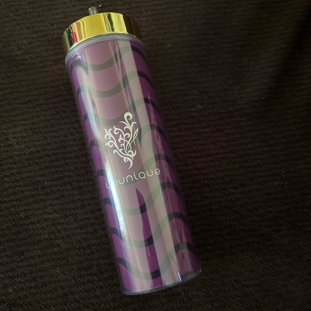 Younique Bahamas water bottle